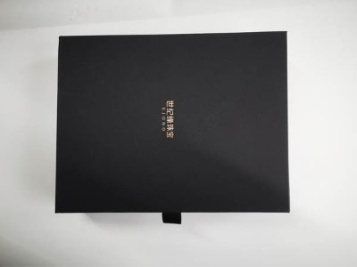 濟(jì)南包裝盒廠家為什么做首飾盒工期那么慢呢？